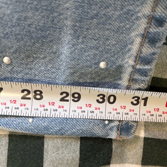Size 6 | Zara | Light Wash Pearl Jeans - Picture 11 of 11